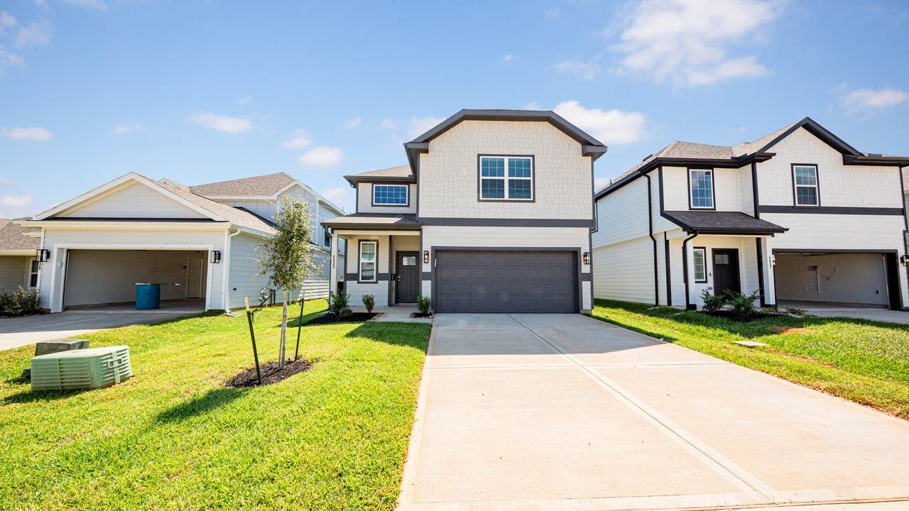 2333 Nooksack Drive - Photo 1