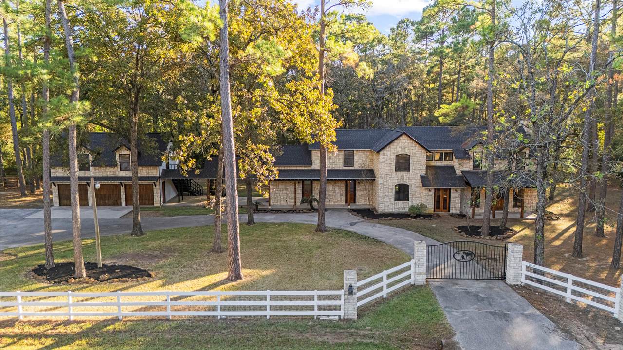 28418 Teal Court - Photo 1