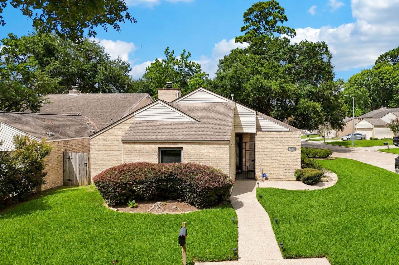 17231 Meadow Butte Drive - Photo 1