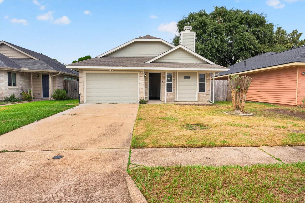 3802 Farlan Lane - Photo 1