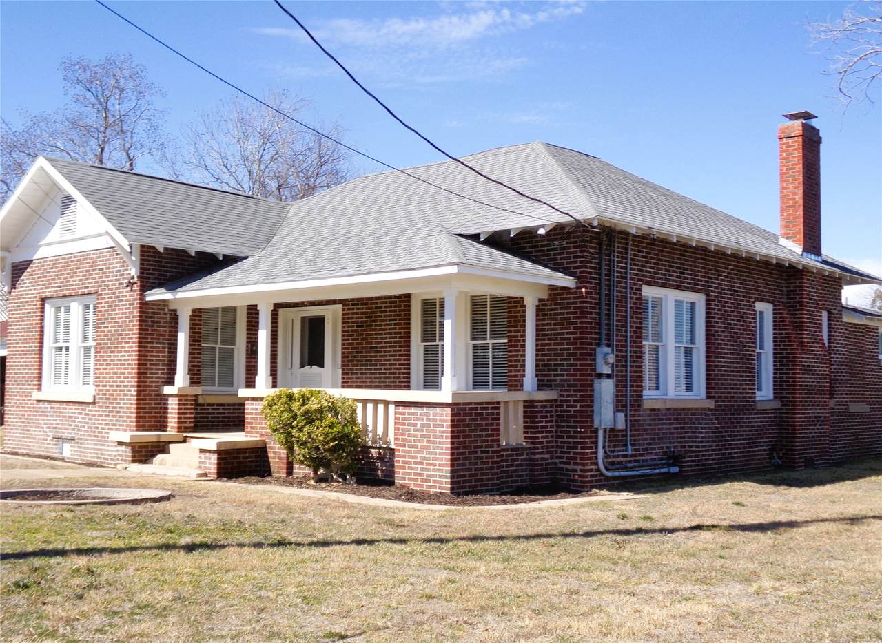 309 Hinton Road - Photo 1