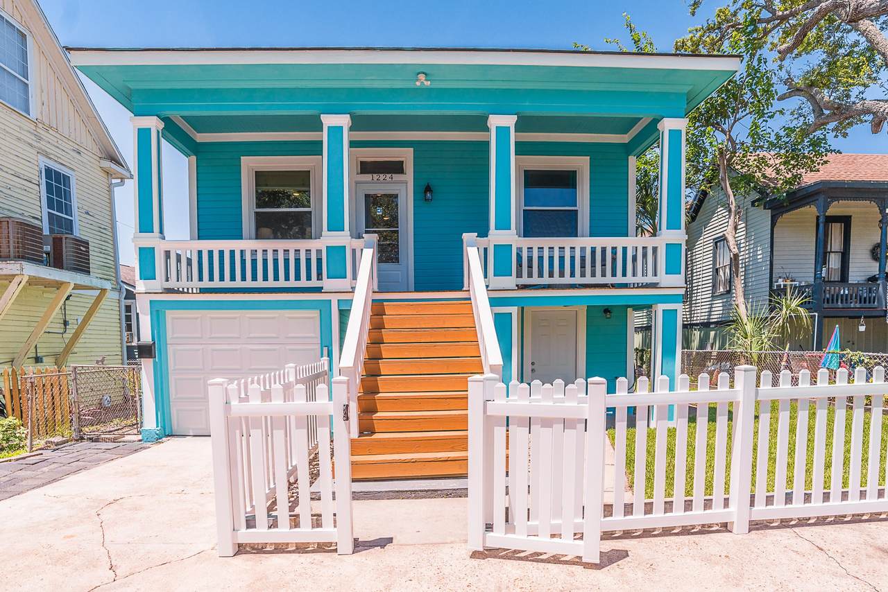 1224 Avenue K - Photo 1
