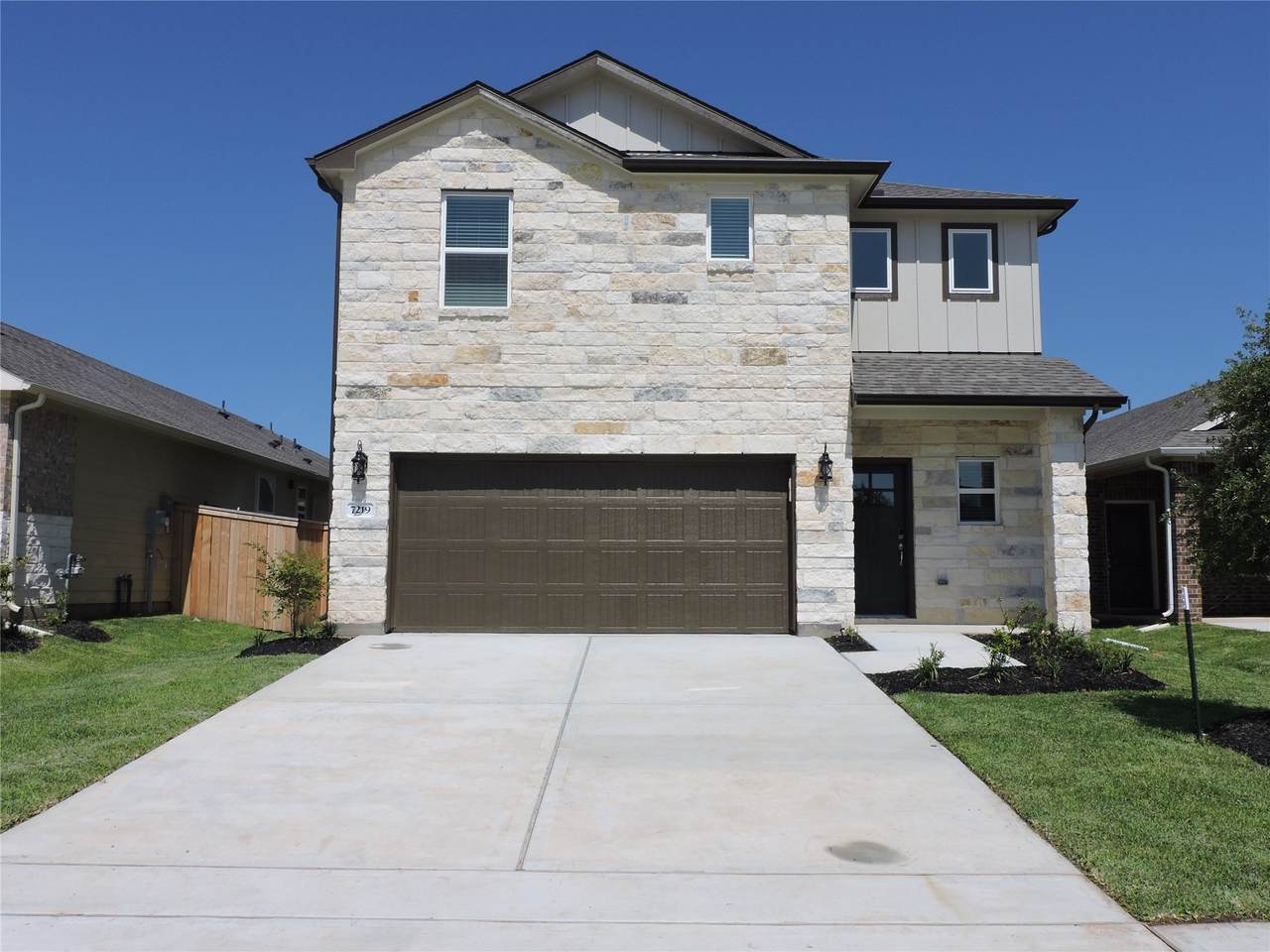 7219 Cherrybark Oak Drive - Photo 1