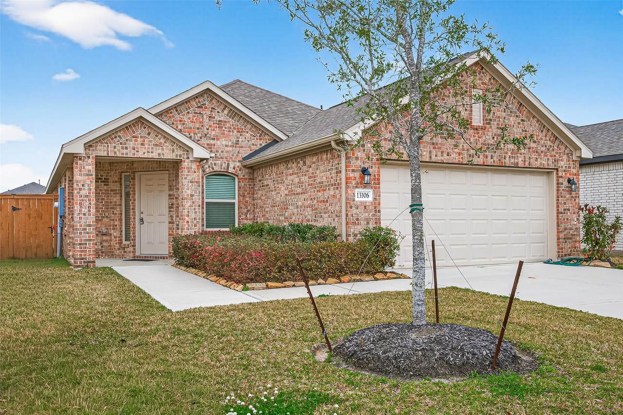 13306 Dalvay Beach Drive - Photo 1