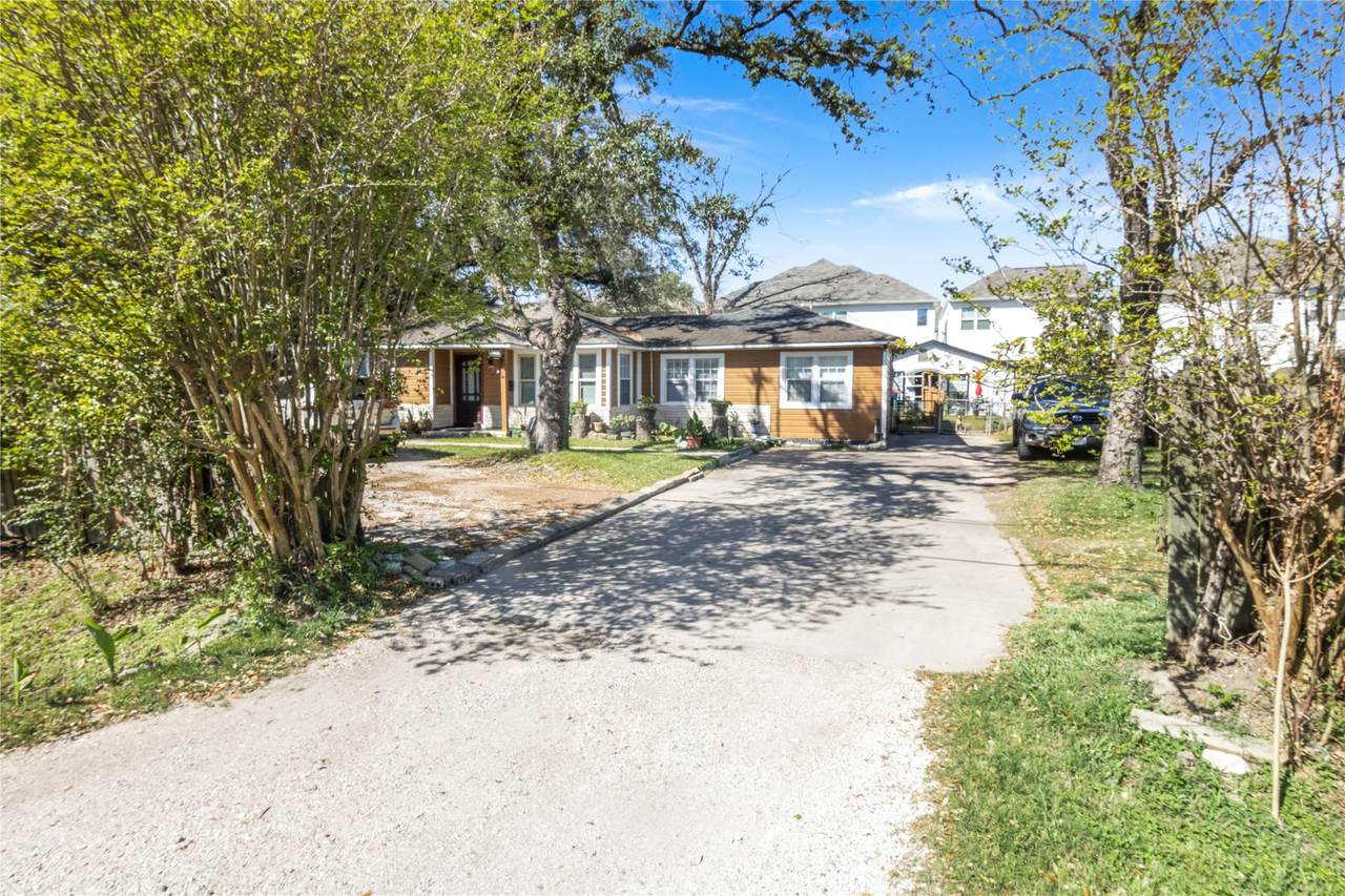 2205 Marnel Road - Photo 1