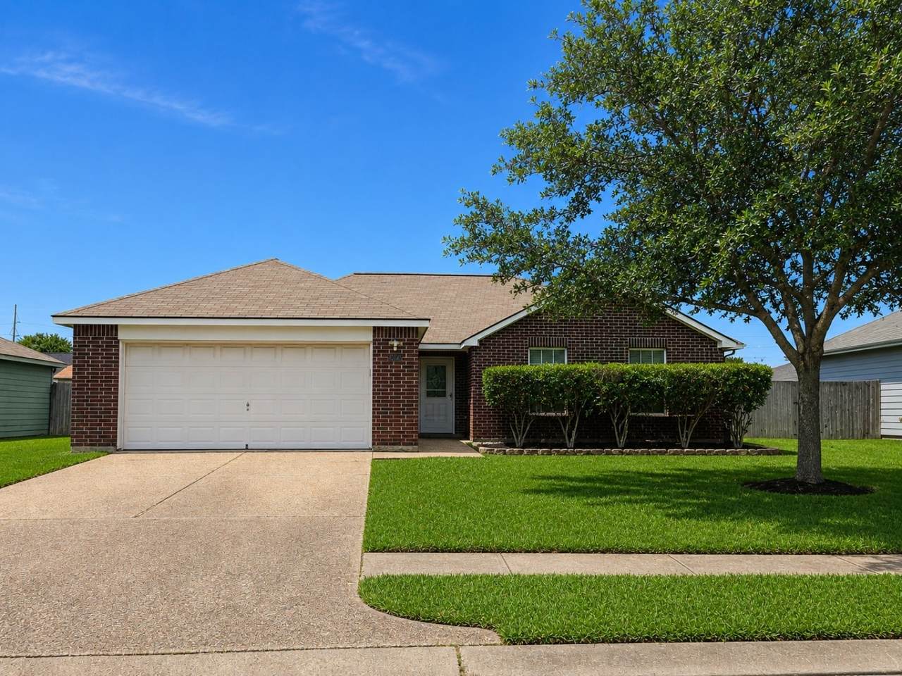 9122 Yellowfin Circle - Photo 1