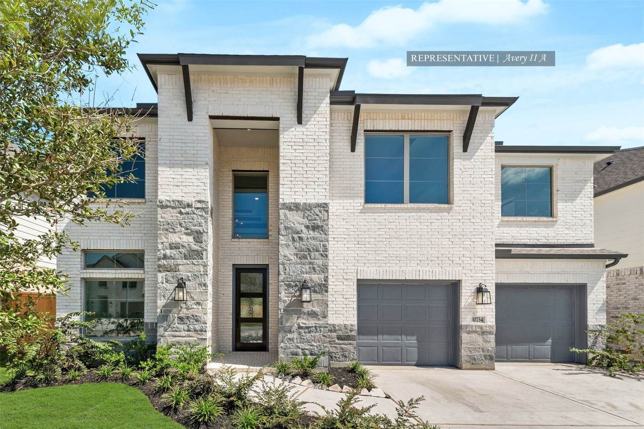 449 Sprigtail Drive - Photo 1