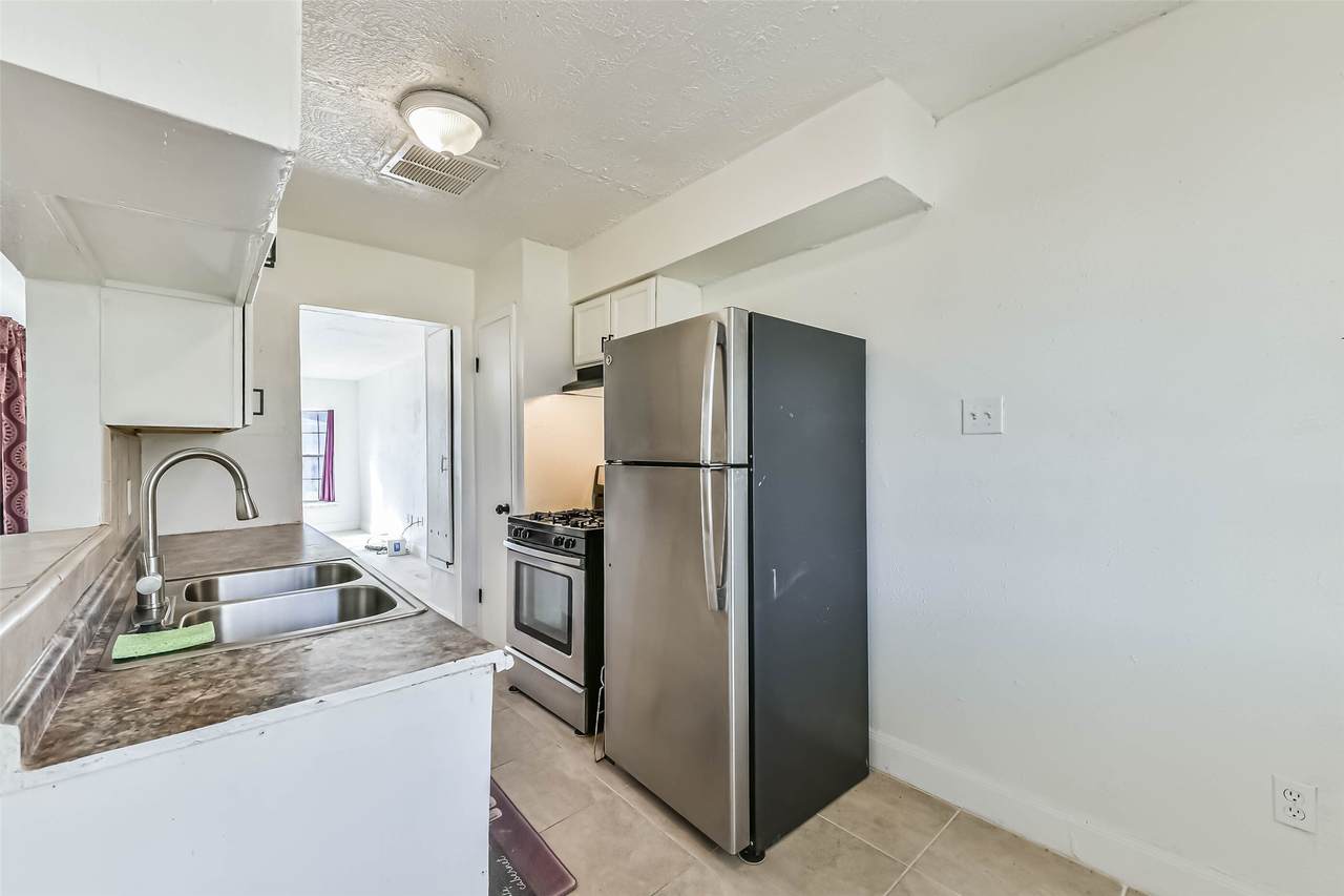 11411 Murr Way - Photo 1