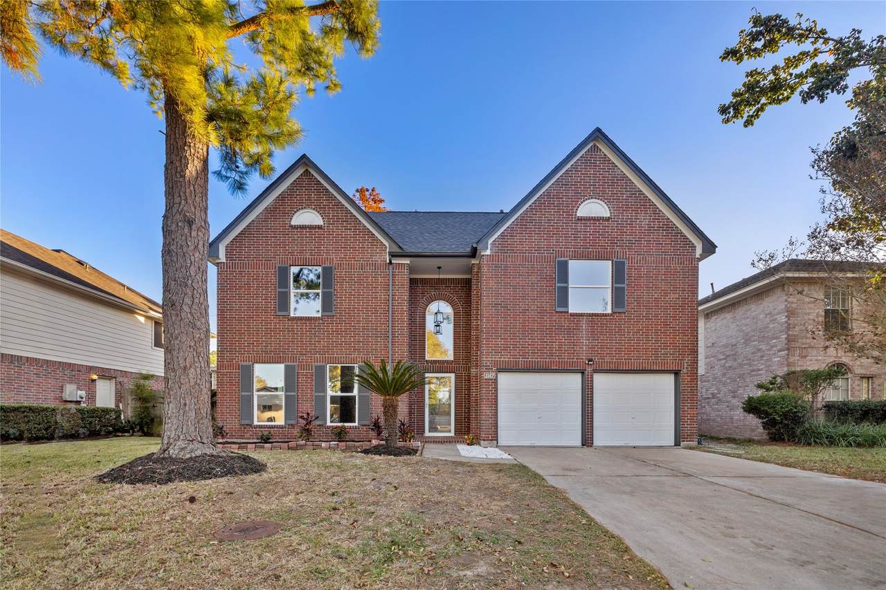 1527 Greendale Drive - Photo 1