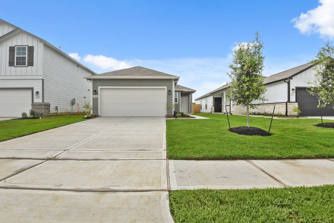 11518 Prosperity Drive - Photo 1