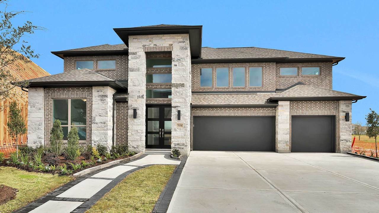 7134 Augusta Grove Drive - Photo 1