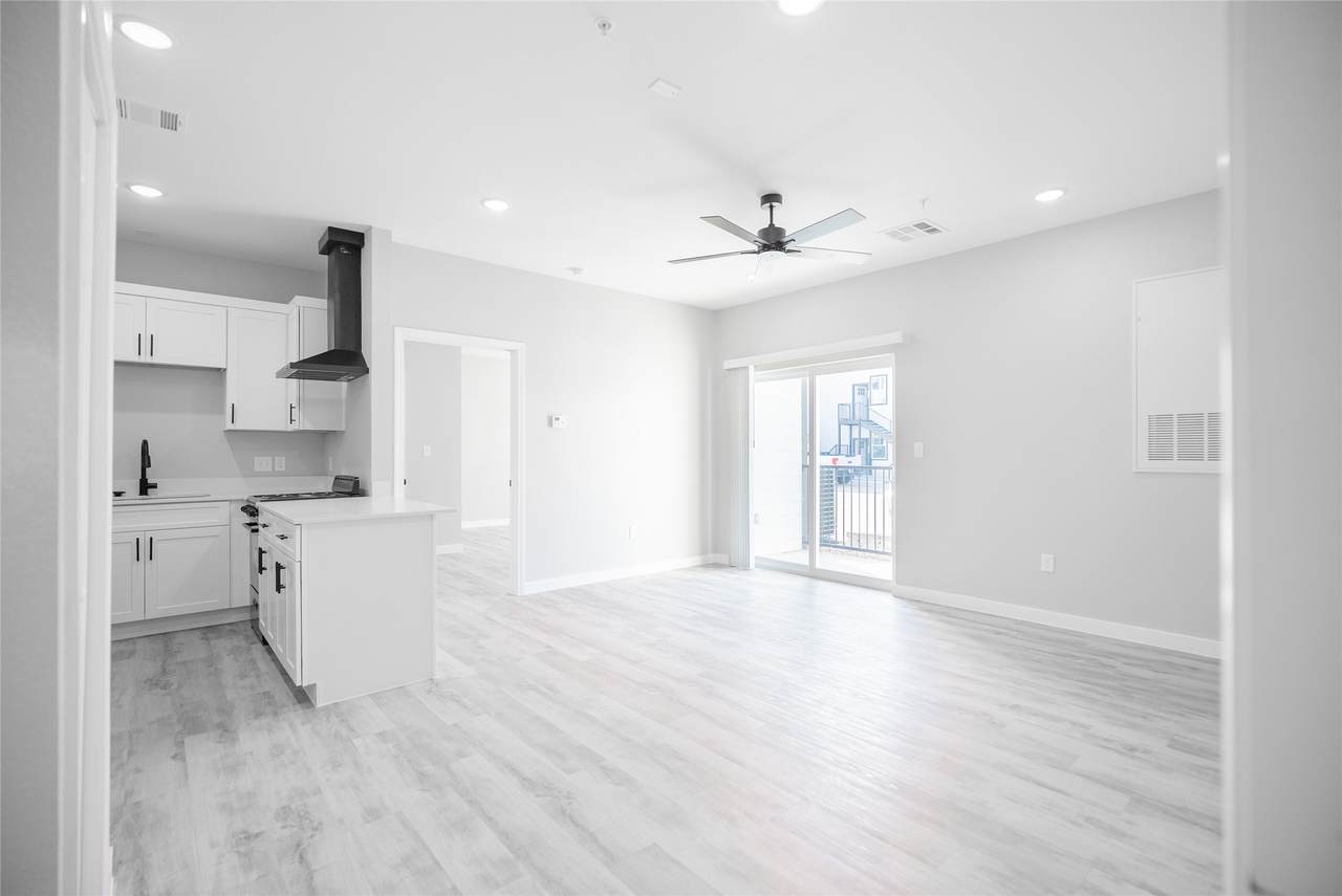 2101 Reinke Road - Photo 1