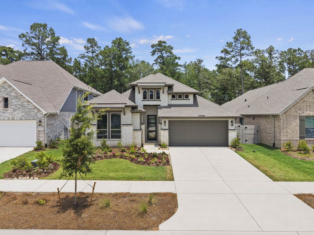 9154 Grand Jubilee Drive - Photo 1
