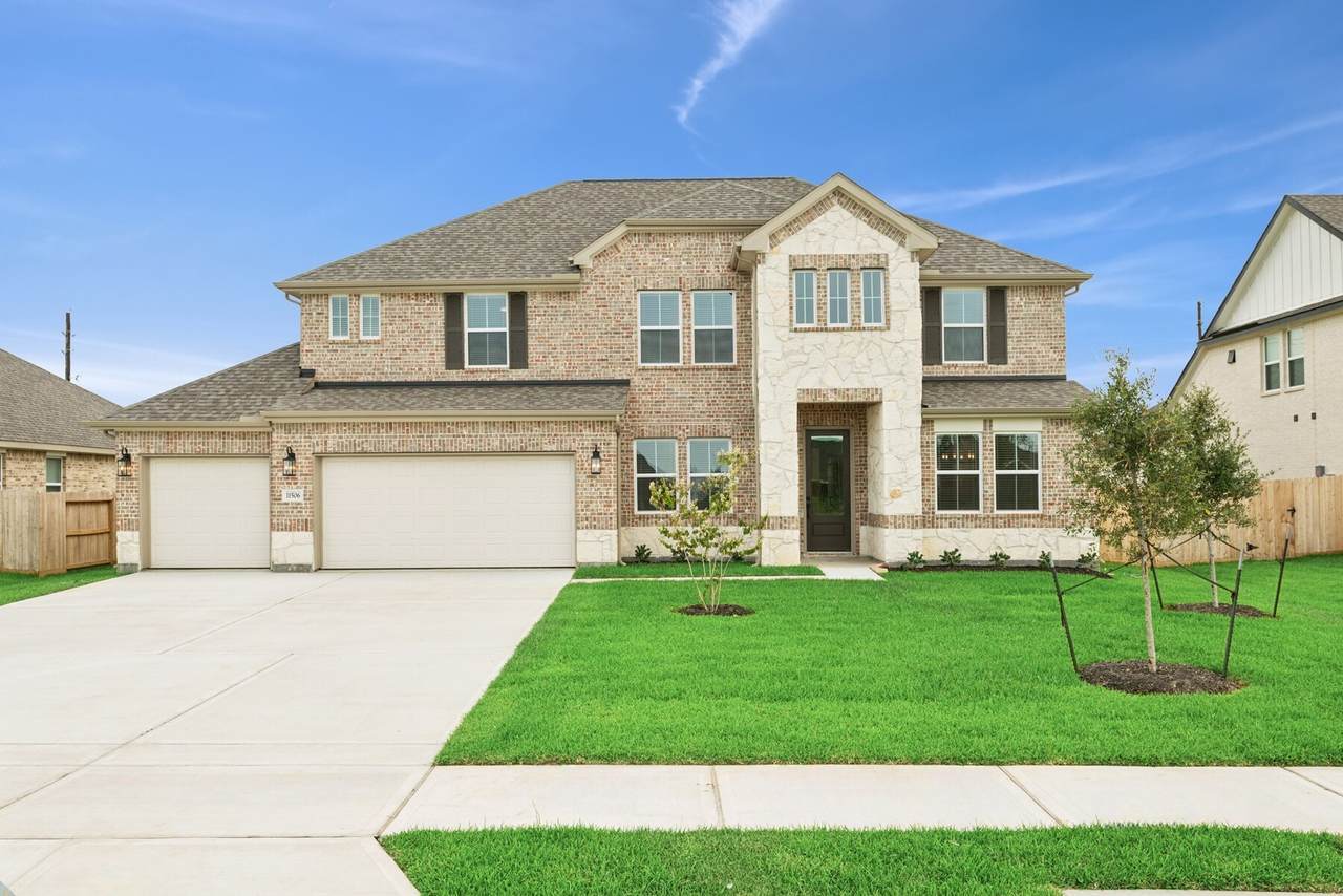 11506 Old Fashion Circle - Photo 1