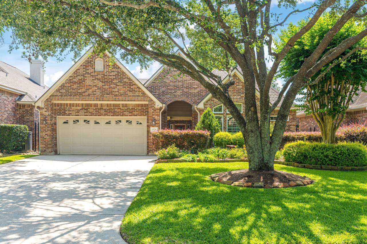 20714 Flora View Court - Photo 1