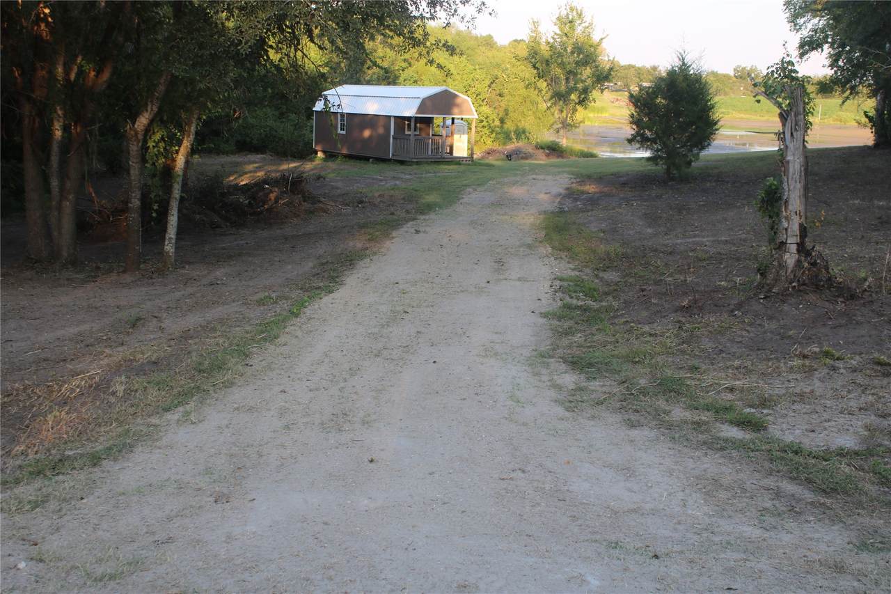 25302 Lake Ridge Drive - Photo 1