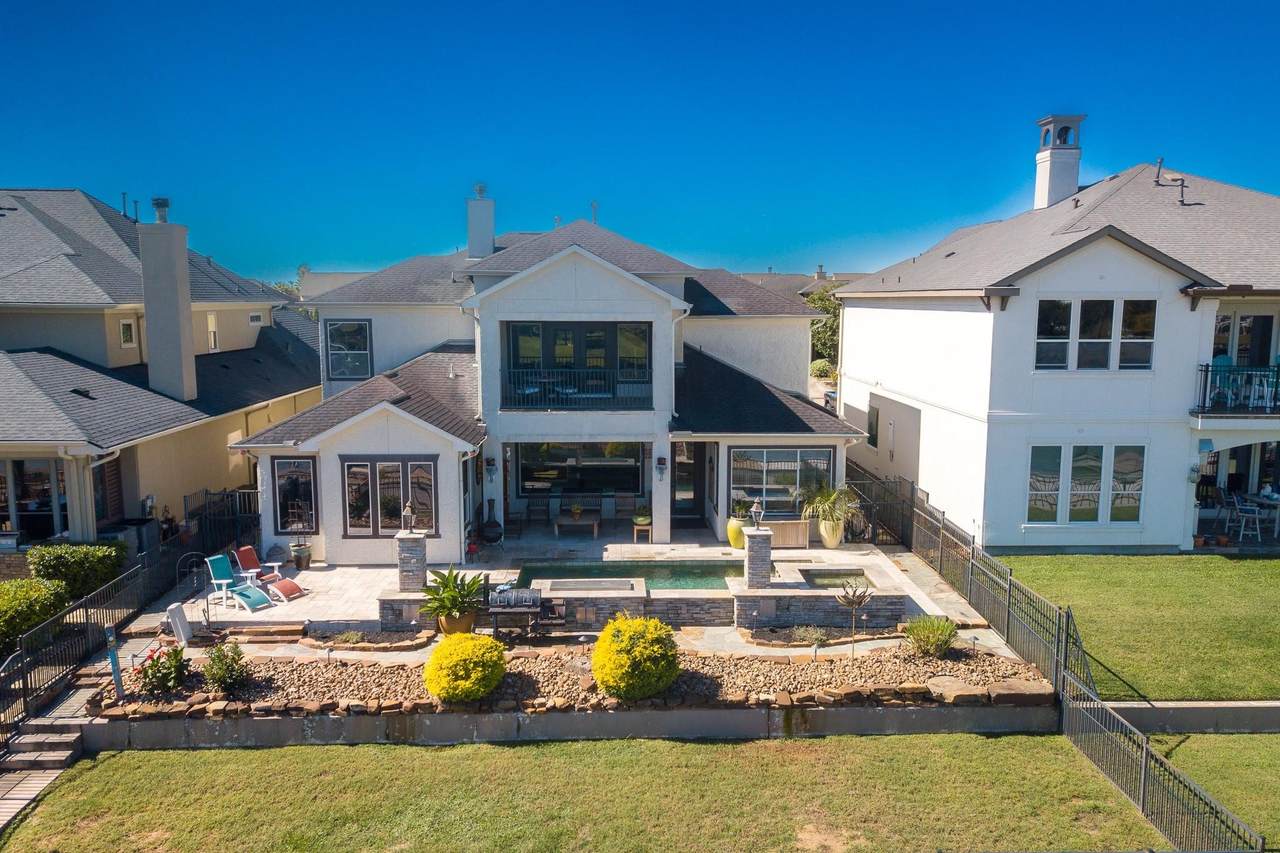 716 Pegasus Lane - Photo 1