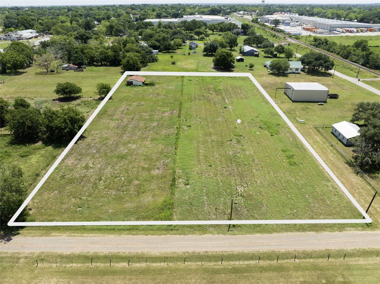 215 Old Highway 90 Loop - Photo 1