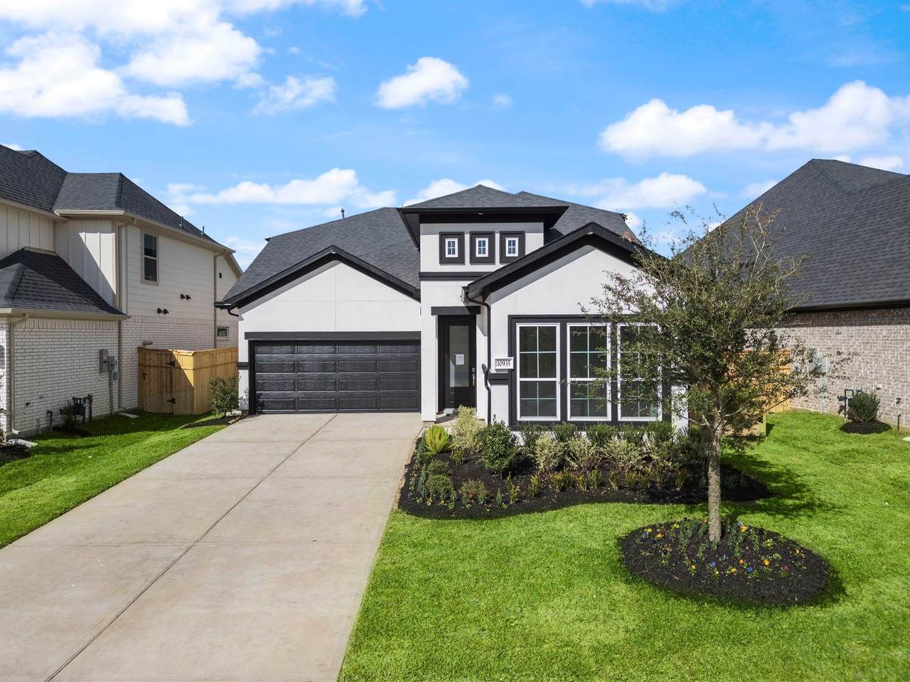 10935 Middle Ridge Drive - Photo 1