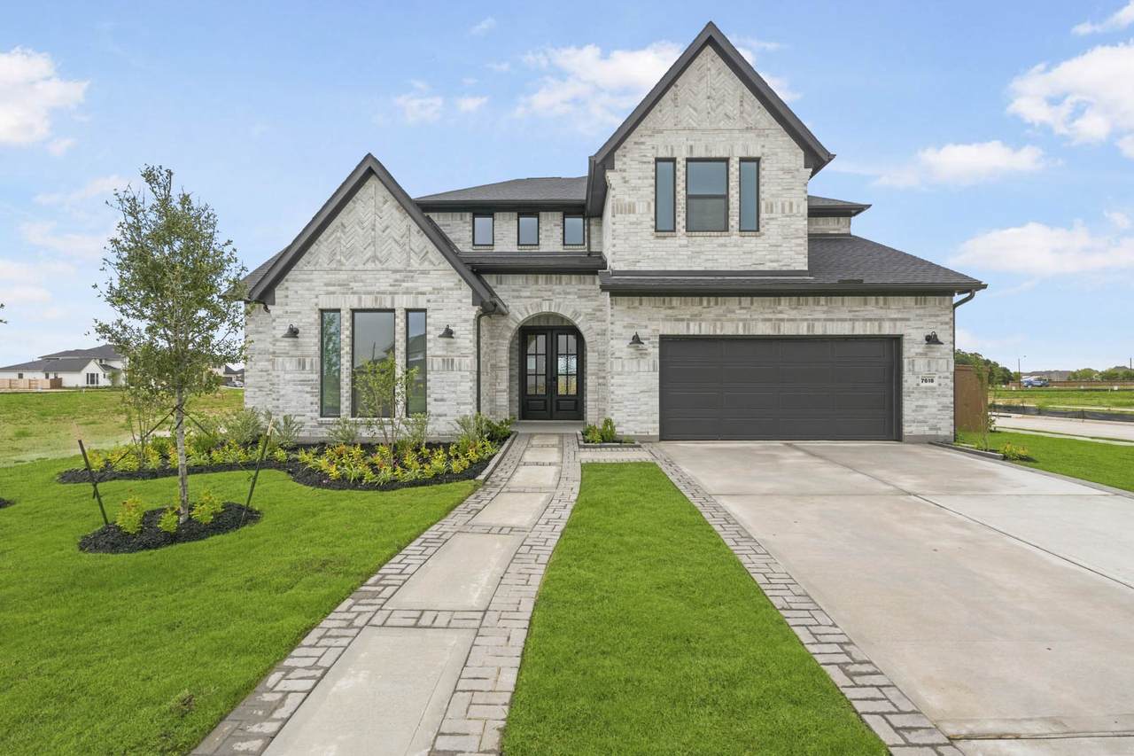 7618 Wildwood Gap Lane - Photo 1