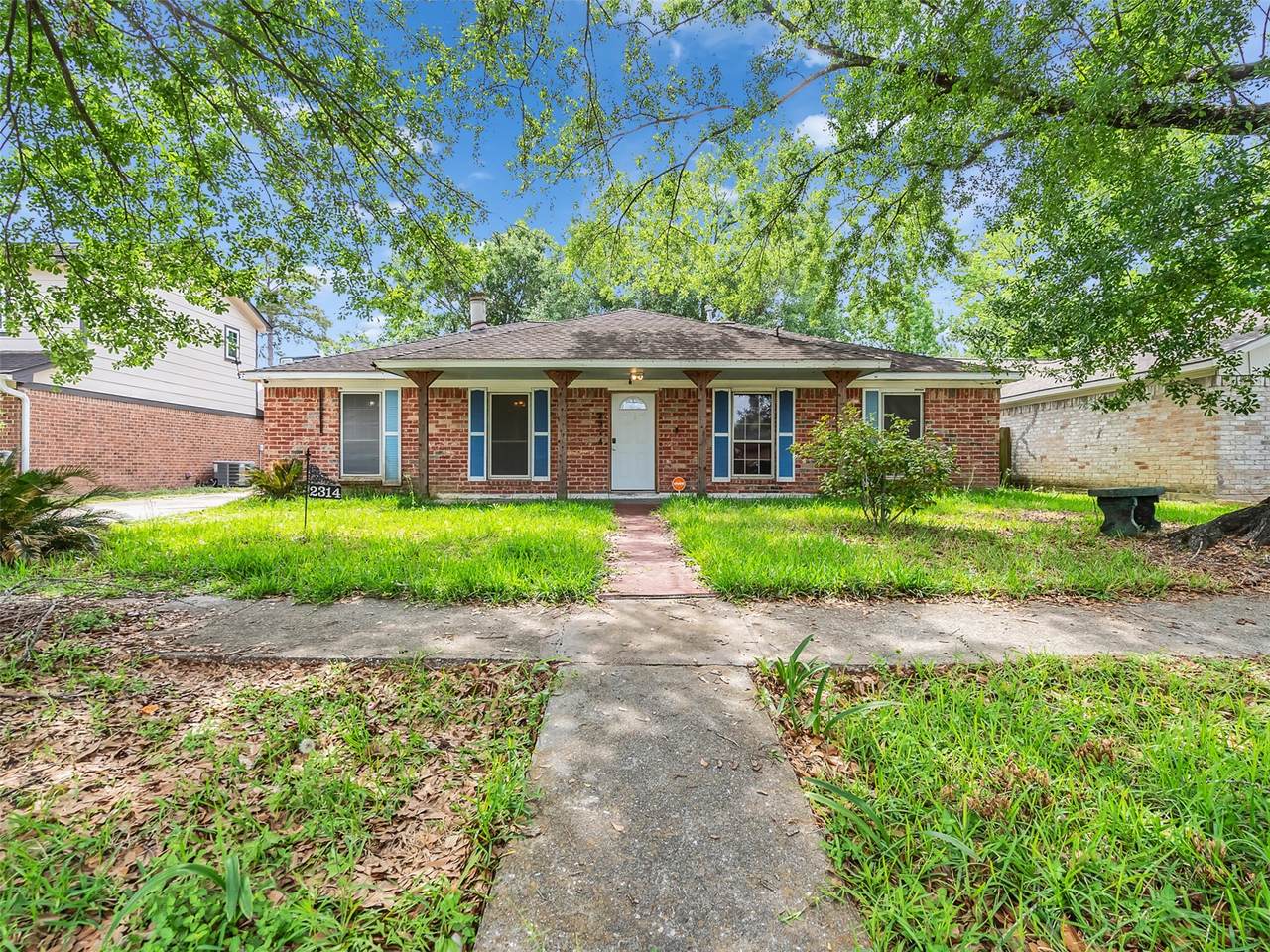 2314 Summer Spring Drive - Photo 1