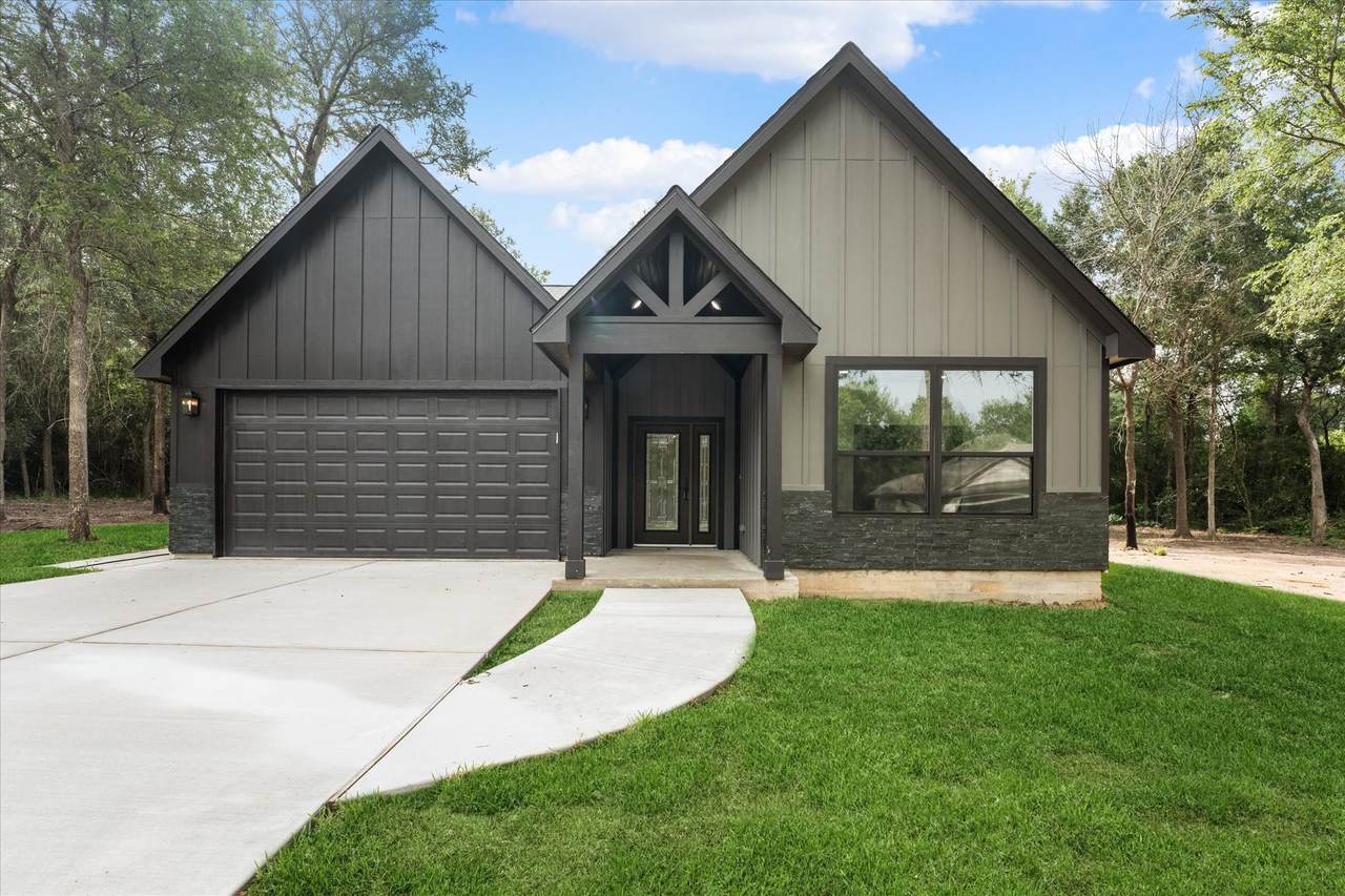 25301 Killarney Street - Photo 1