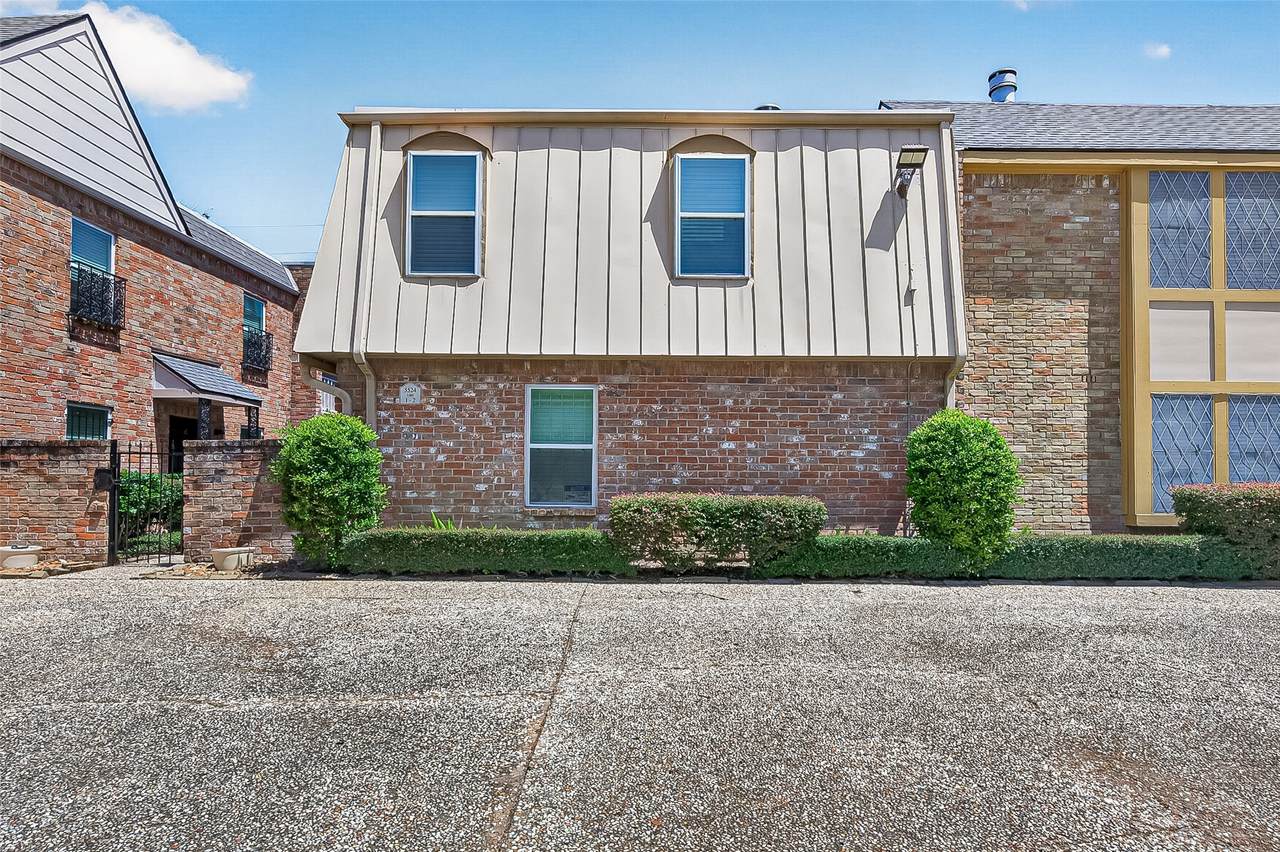 5524 Beverlyhill Street - Photo 1