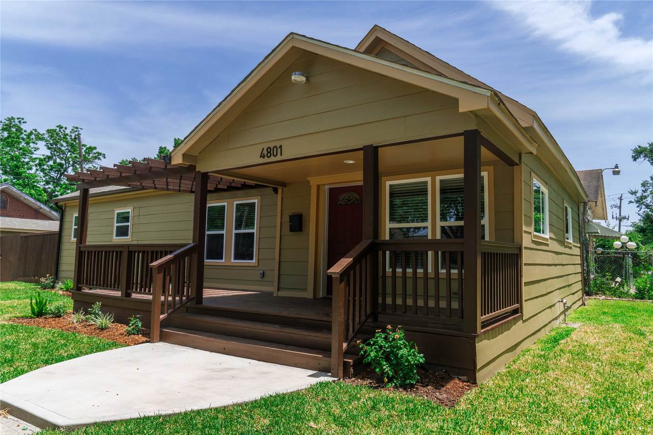 4801 Walker Street - Photo 1