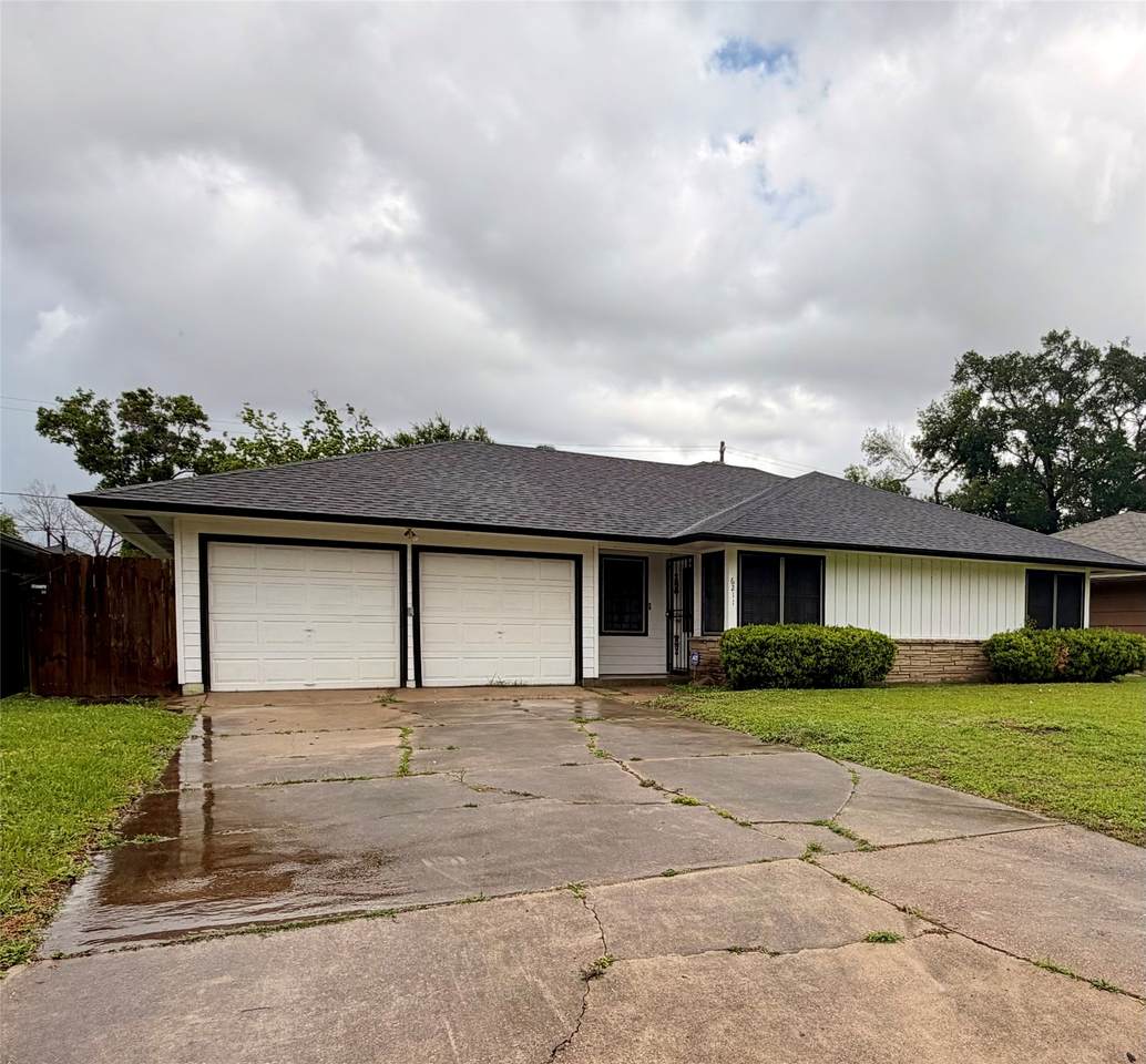 6211 Schevers Street - Photo 1