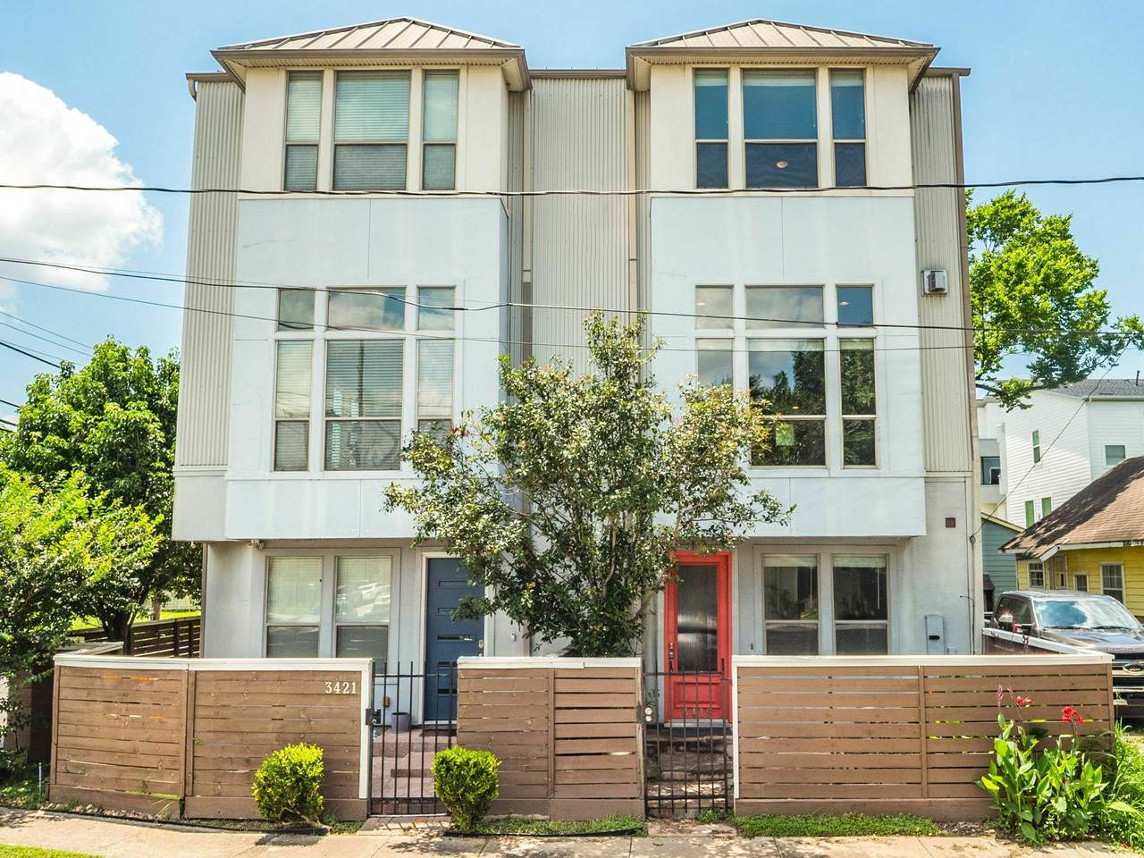 3419 Gillespie Street - Photo 1