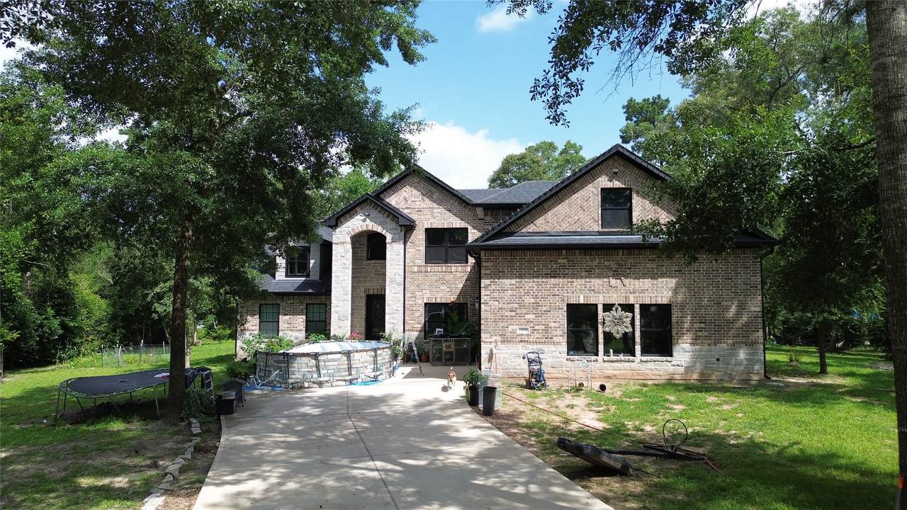15195 Holly Lane - Photo 1