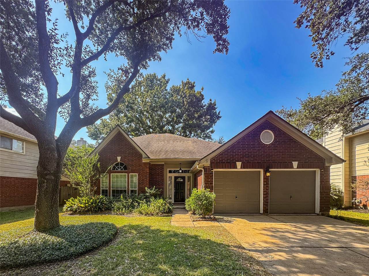 210 Rolling Plains Drive - Photo 1