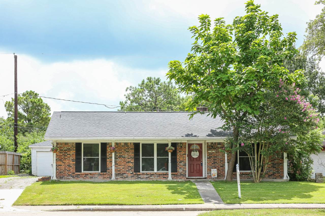 11819 Mclain Boulevard - Photo 1