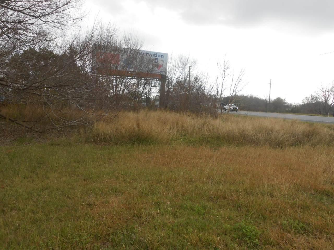 5900 Hiway 6 S Highway Trafficway - Photo 1