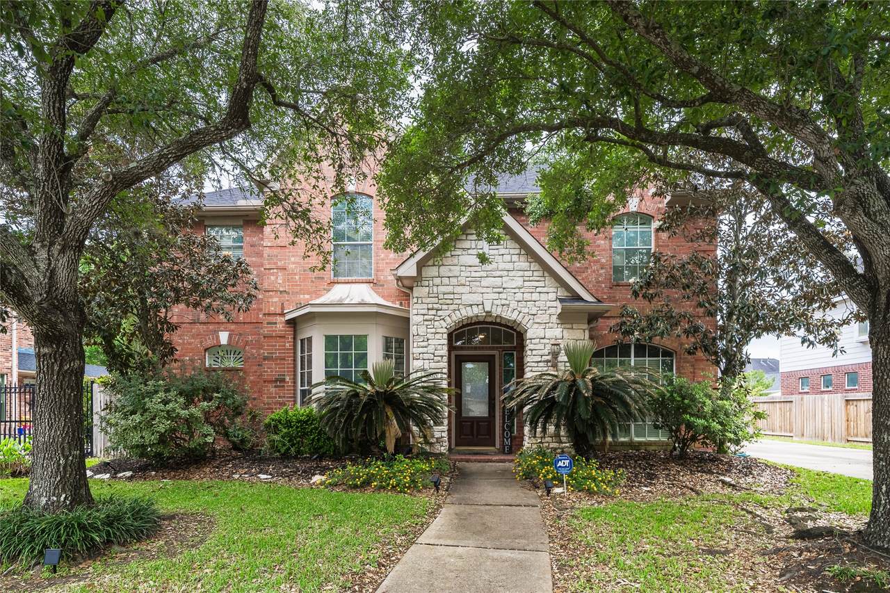 5810 Misty Island - Photo 1