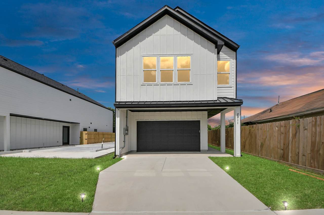 2911 Jones Street - Photo 1
