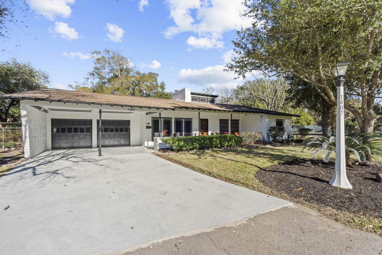 1407 Lamar Drive - Photo 1