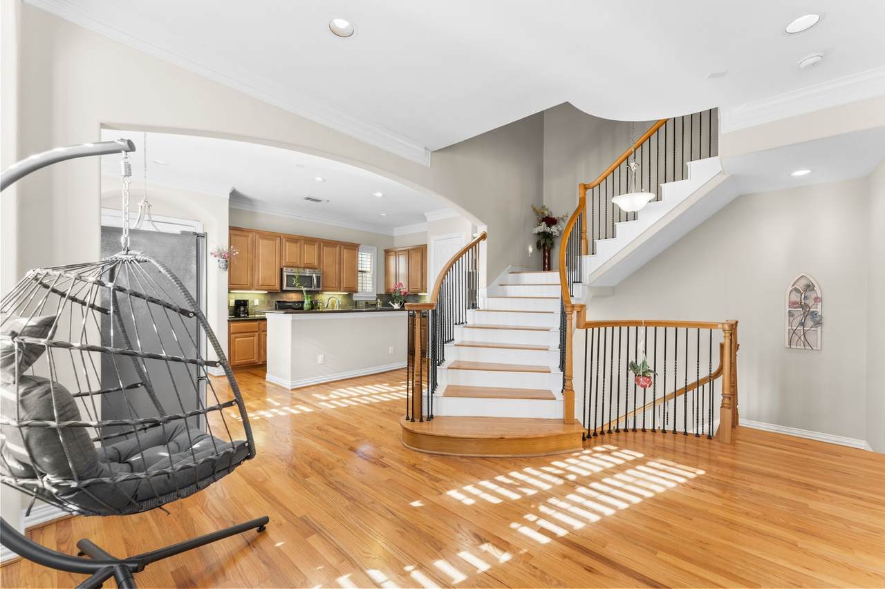 9910 Orchard Court - Photo 1