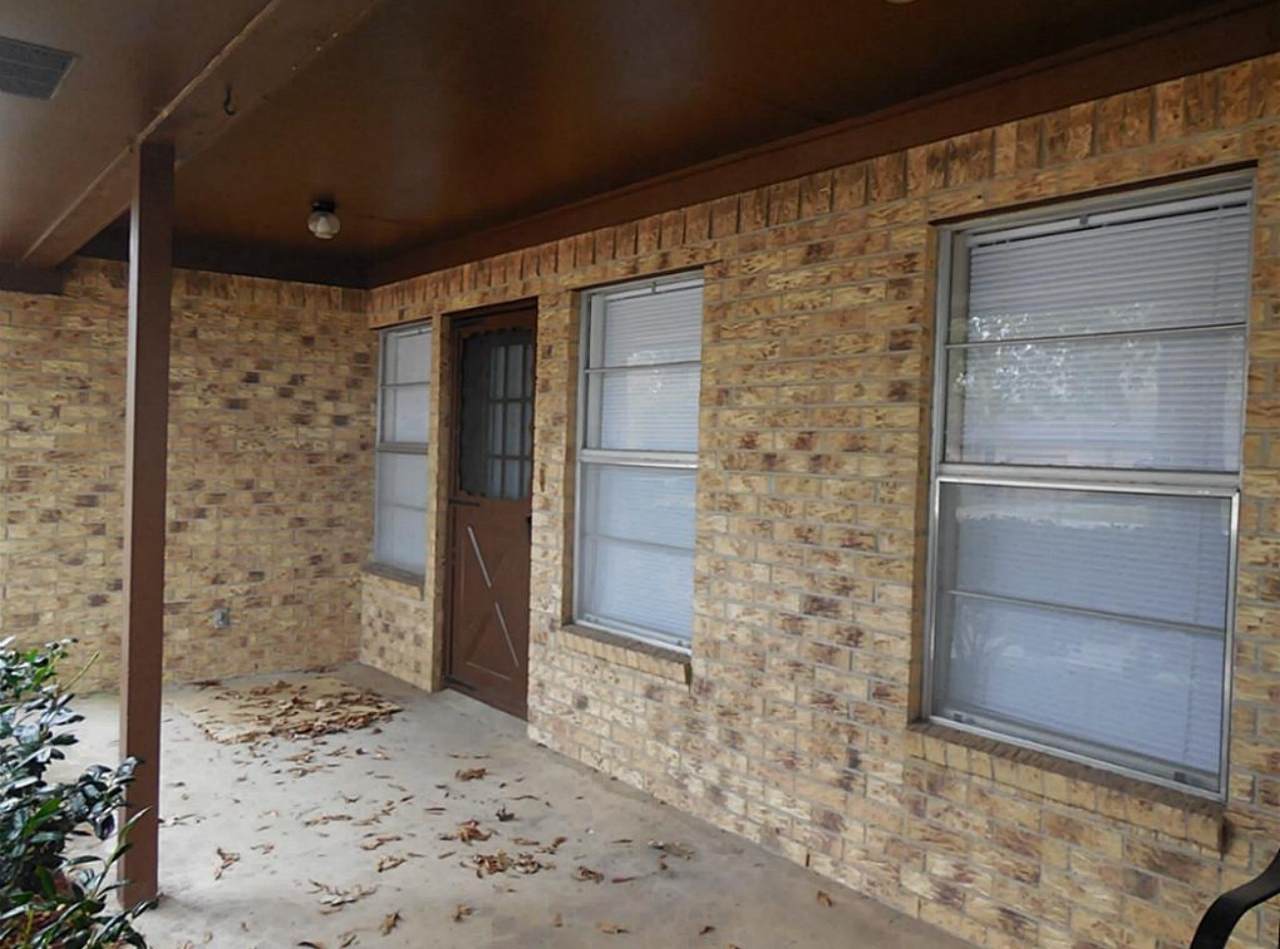 150 Page Avenue - Photo 1