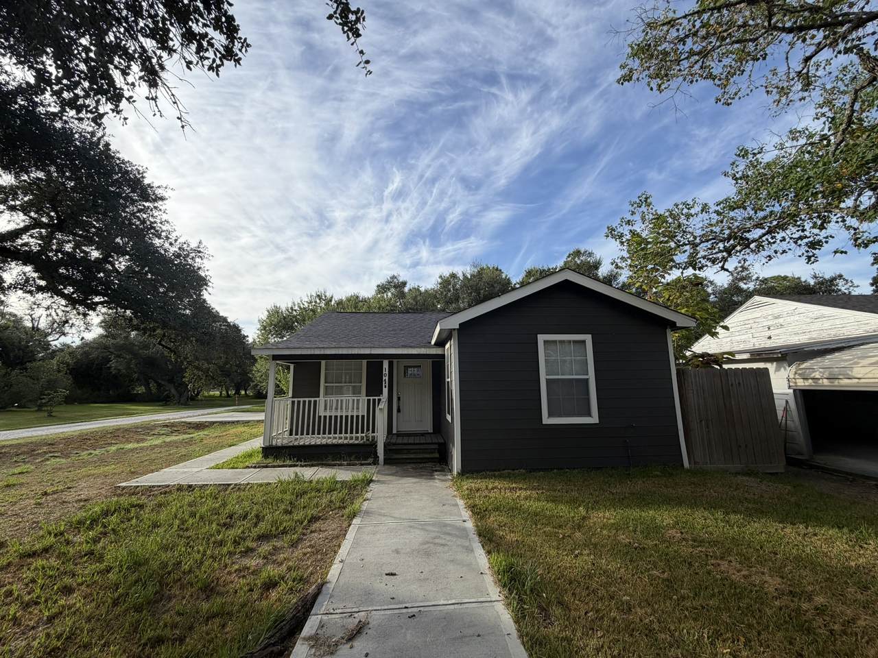 104 Mesquite Street - Photo 1