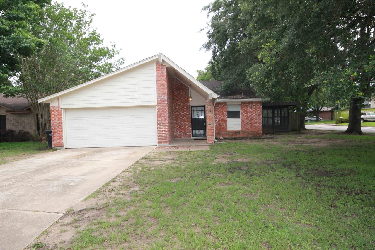5302 Town Park Boulevard - Photo 1