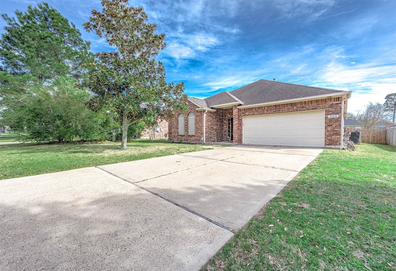 952 Crannog Way - Photo 1