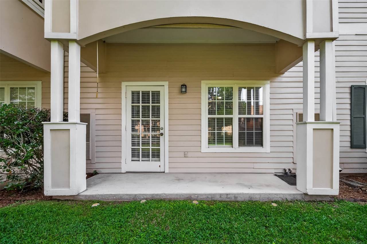 929 Rockmead - Photo 1