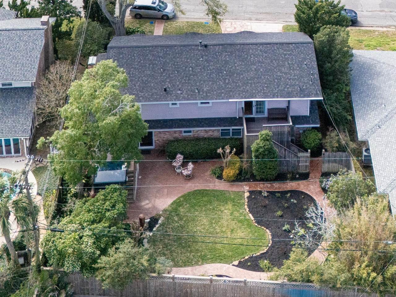 1110 Harbor View - Photo 1