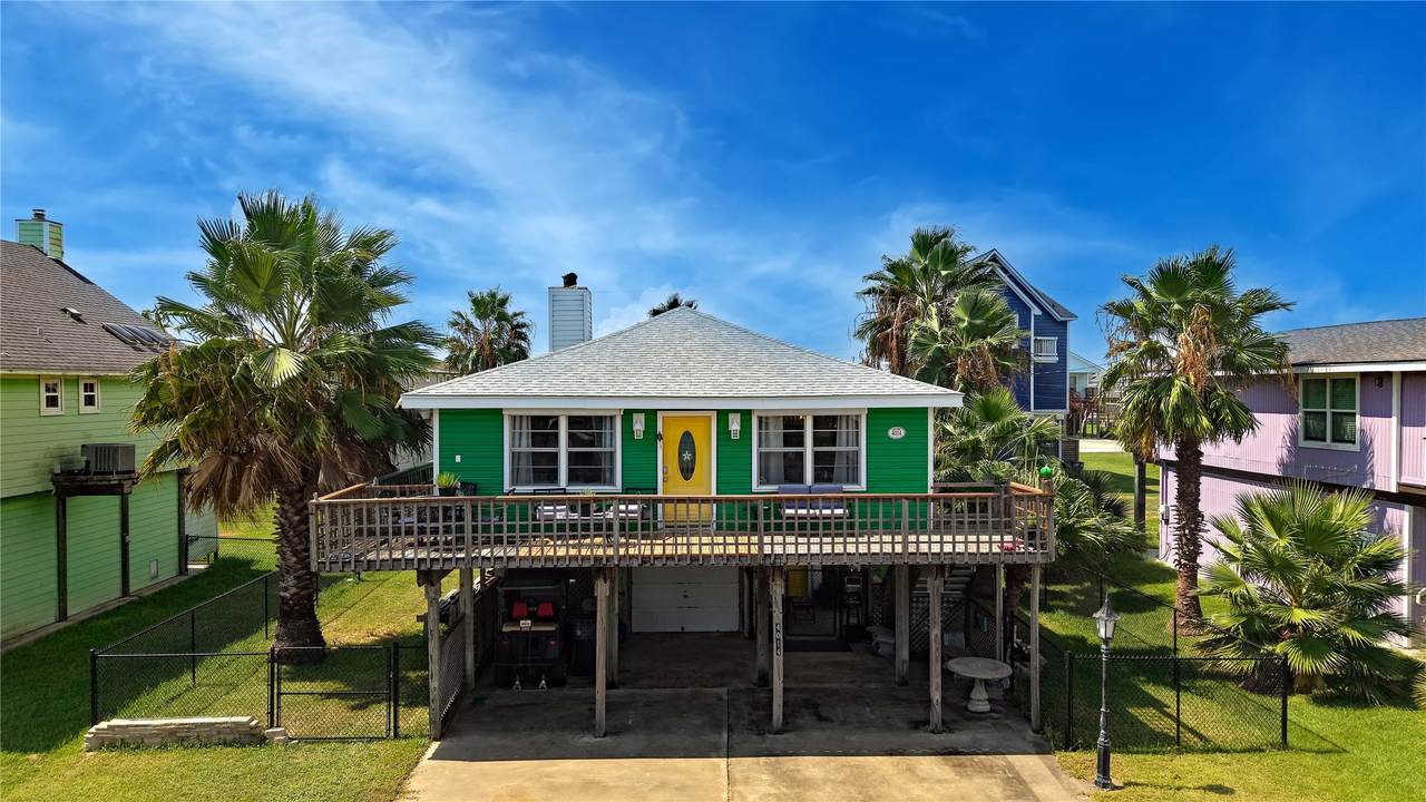4014 Reeves Drive - Photo 1