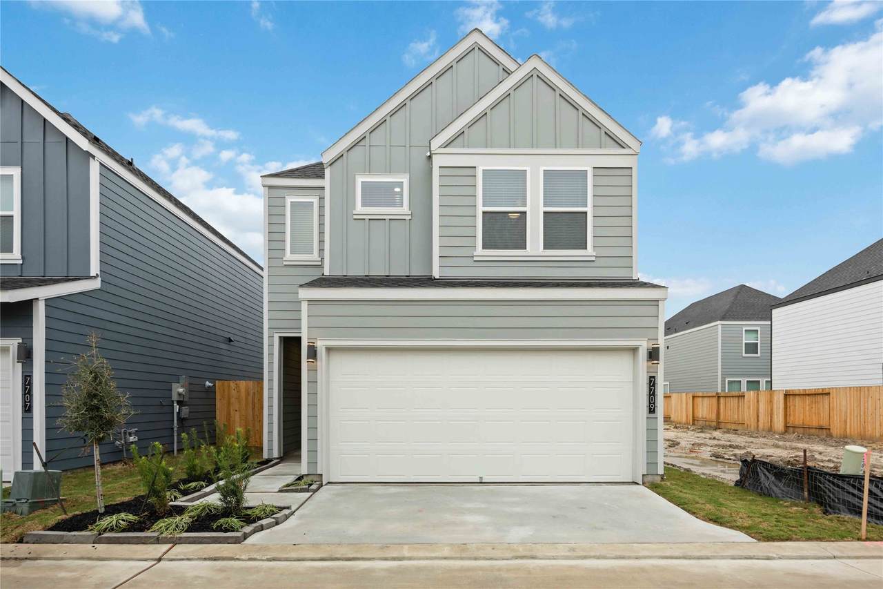 7715 Inwood Hills Lane - Photo 1
