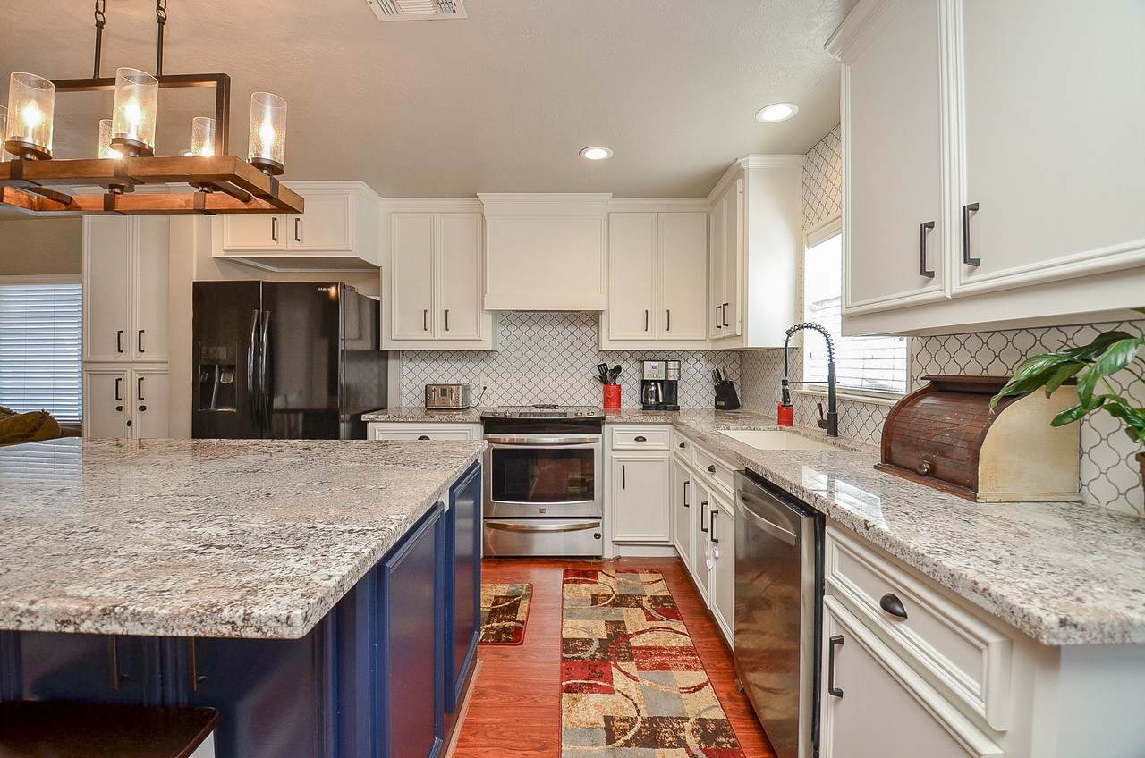 835 Tropicana Boulevard - Photo 1