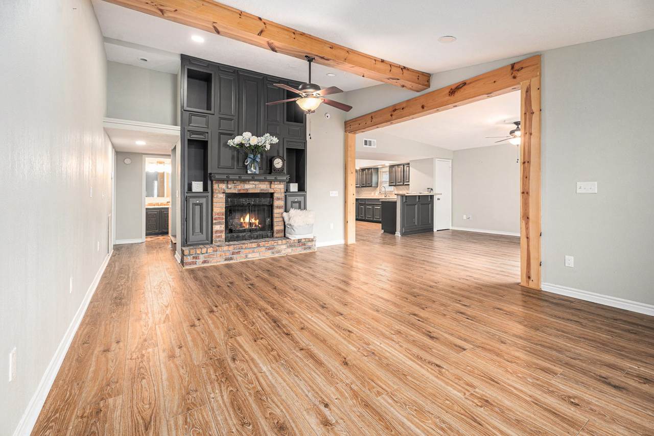 658 Warsaw Street - Photo 1