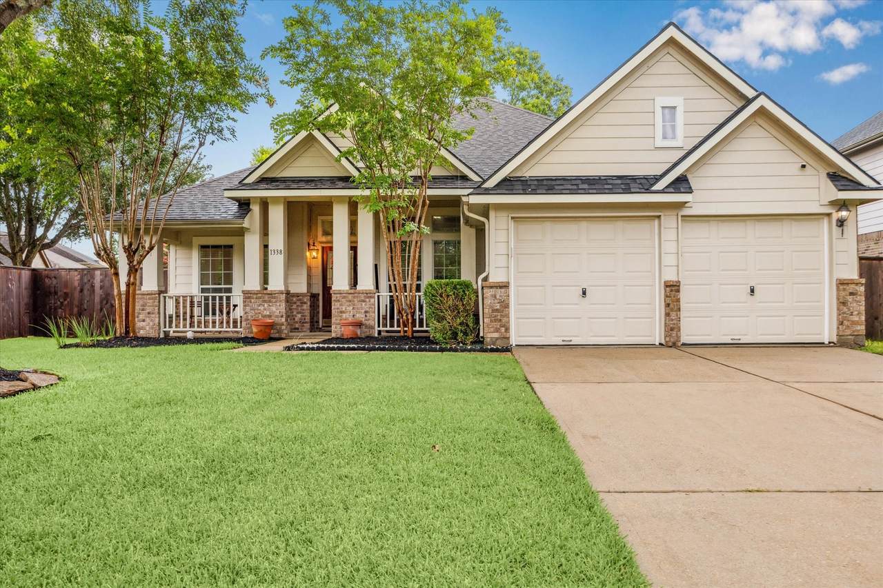 1338 Leigh Gardens Drive - Photo 1