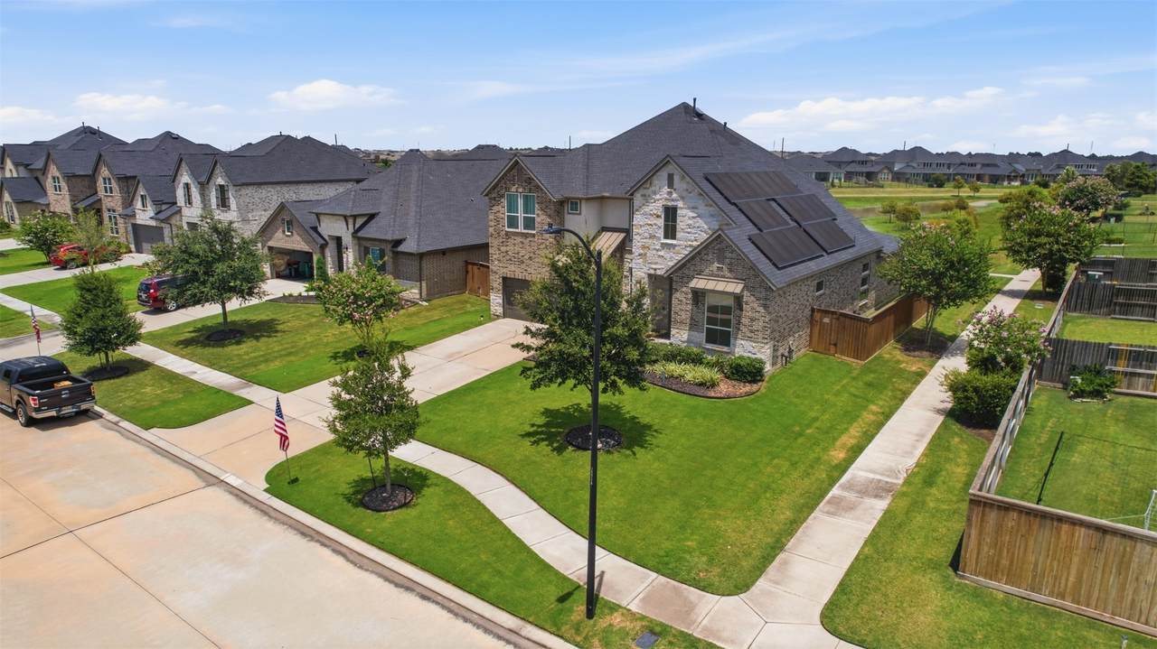 3000 Cirrus Heights Court - Photo 1